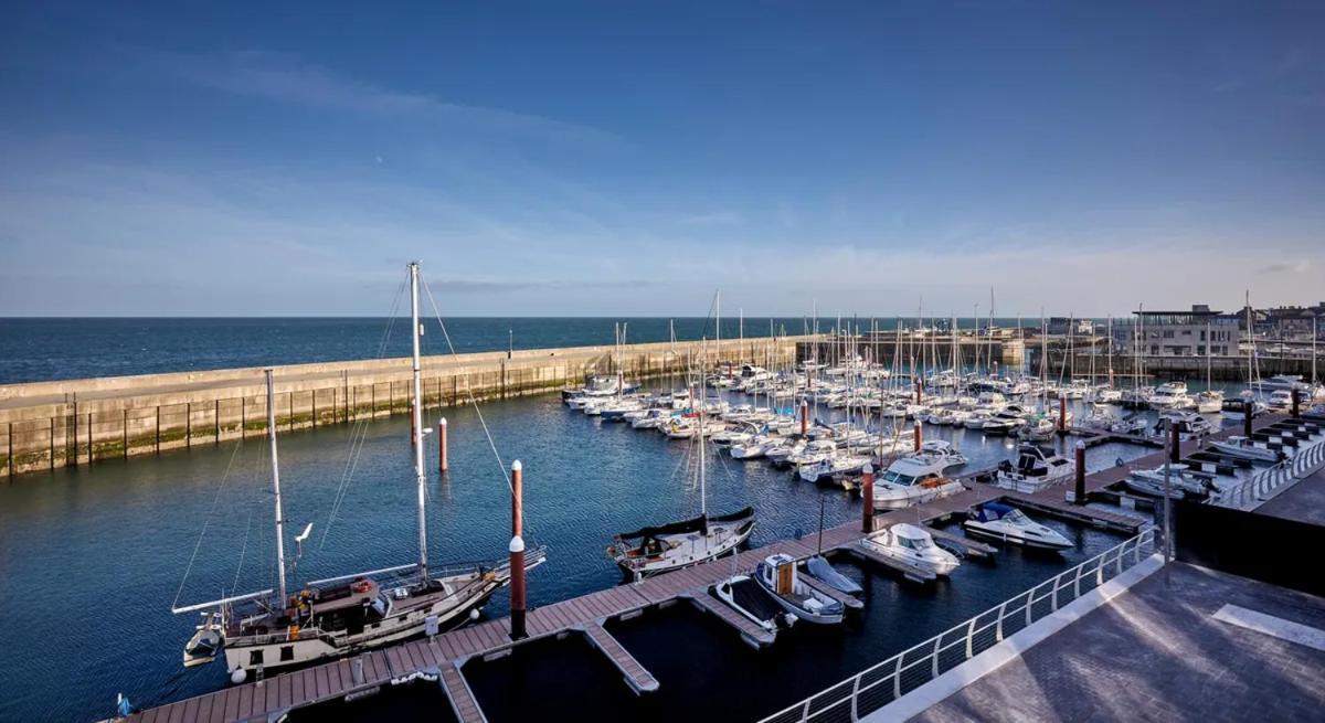 Greystones Marina View Penthouse Daire Dış mekan fotoğraf